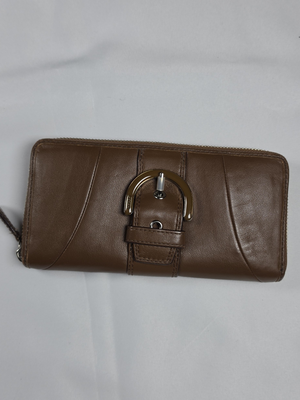 Vintage Coach Soho Brown Leather Zip-Around Wallet Buckle Hardware